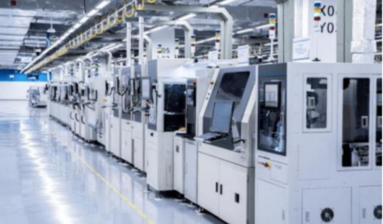Huawei builds first 5G smart manufacturing