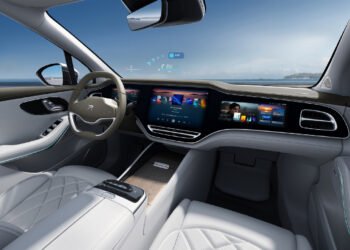 Feifan R7 SUV launched with Huawei AR-HUD, starting at 205,900 yuan