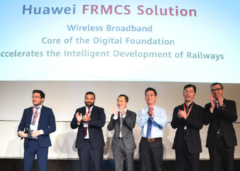 Huawei releases Future Railway Mobile Communication System Solution in Germany (1)